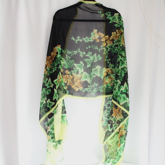Versace Silk Vine Wrap/Scarf. RARE Gorgeous